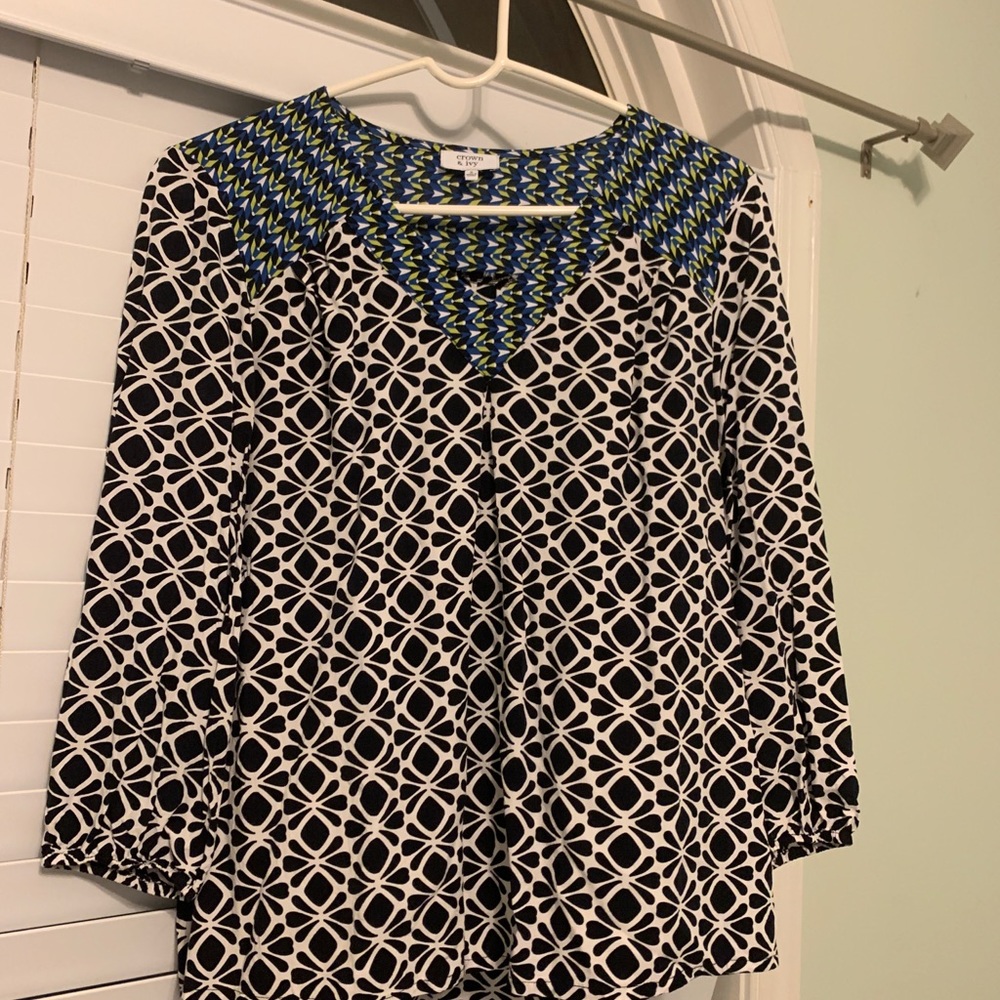 Crown and Ivy 3/4 sleeve shirt